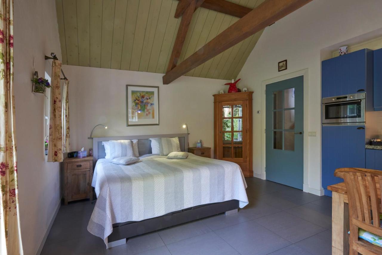 Bed and Breakfast Huys En Hoff Aen Den Haspel Oirschot Exterior foto